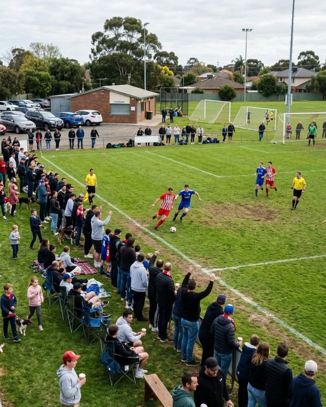 Un campo da calcio e i suoi spettatori — creazione di siti web per club di calcio